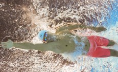 开云体育-乔治末节狂飙定乾坤，76人强势攻克芝加哥