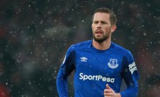 开云体育平台APP-绿茵场上的奇迹，当牙买加遇上里昂—欧冠半决赛焦点战的跨时空解读