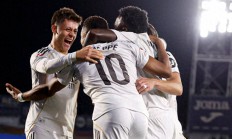 开云体育直播-包含皇马的进攻令人惊叹，他们是夺冠的大热门之一的词条