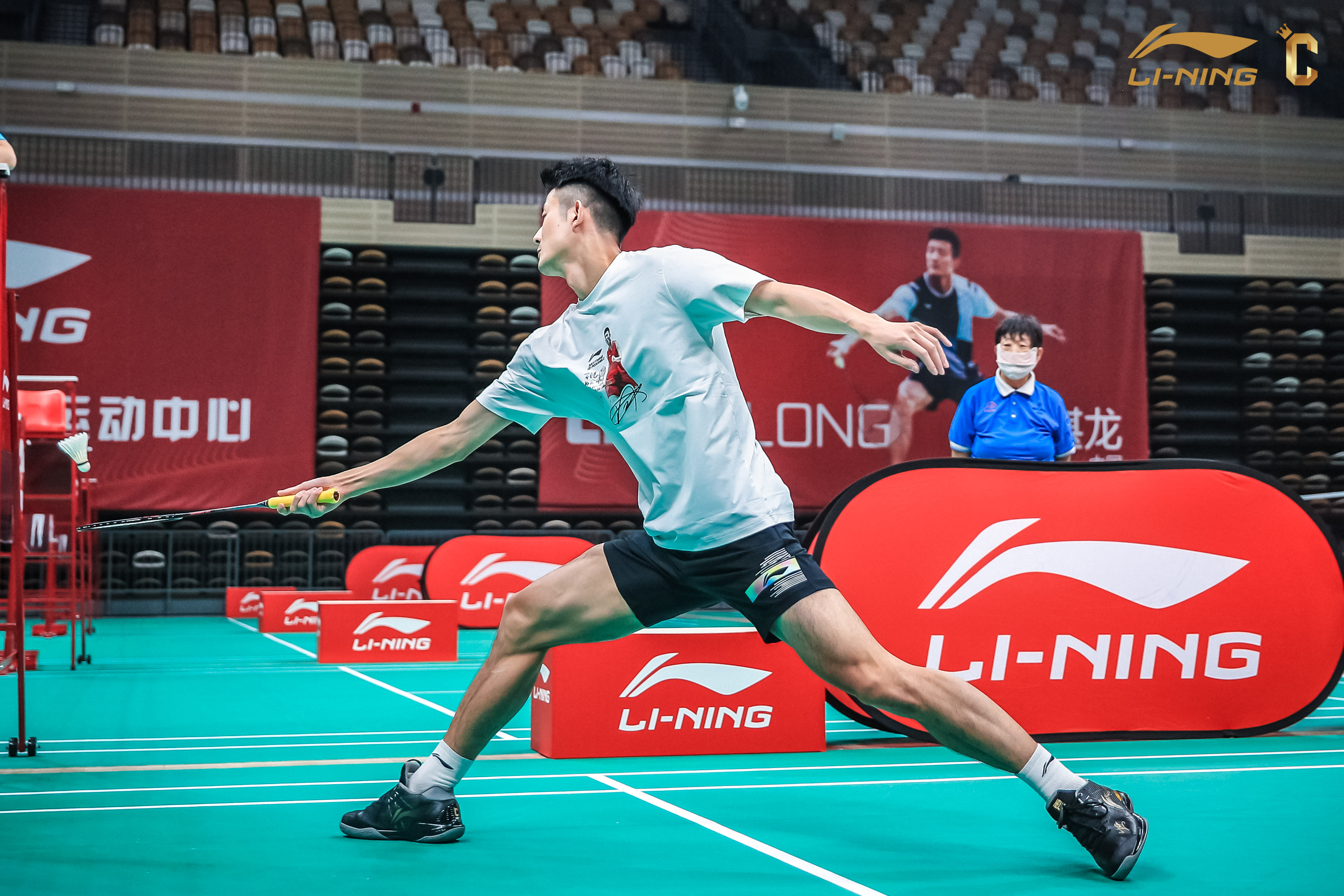 马来西亚羽毛球队绝地反击丹麦羽毛球队，谌龙制霸全场的简单介绍