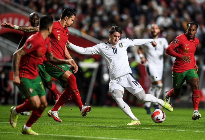 包含马其顿队实现壮举，夺得重要胜利的词条