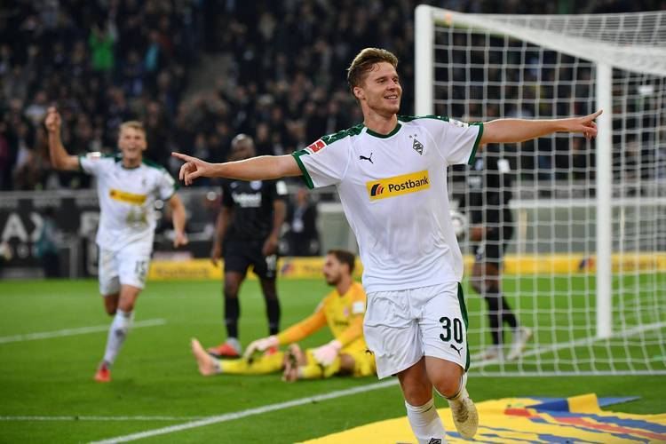 弗赖堡球员伤愈复出，球队实力显著提升