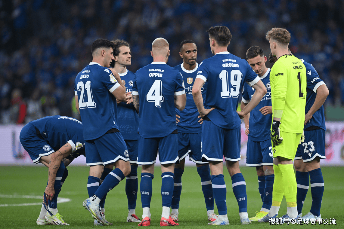 法国主场击败芬兰,领跑小组积分的简单介绍 法国主场击败芬兰,领跑小组积分的简单介绍