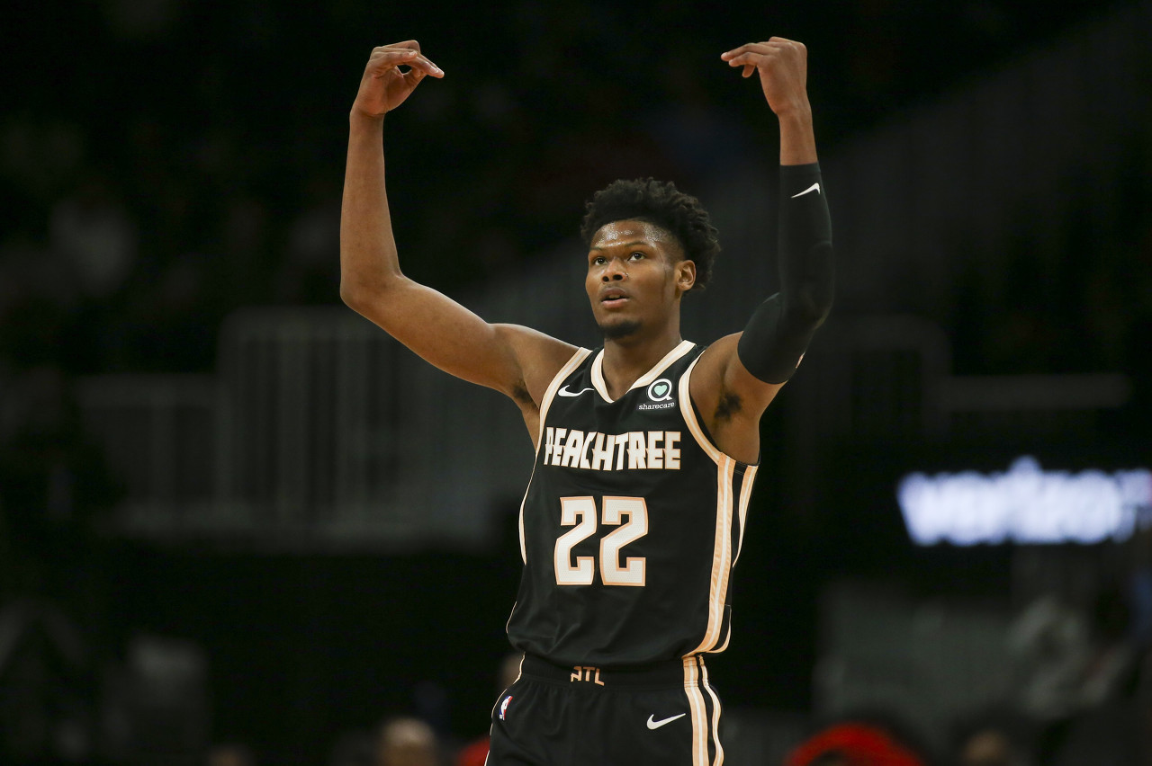 老鹰队发展联赛新计划，拟聘请华裔助教的简单介绍