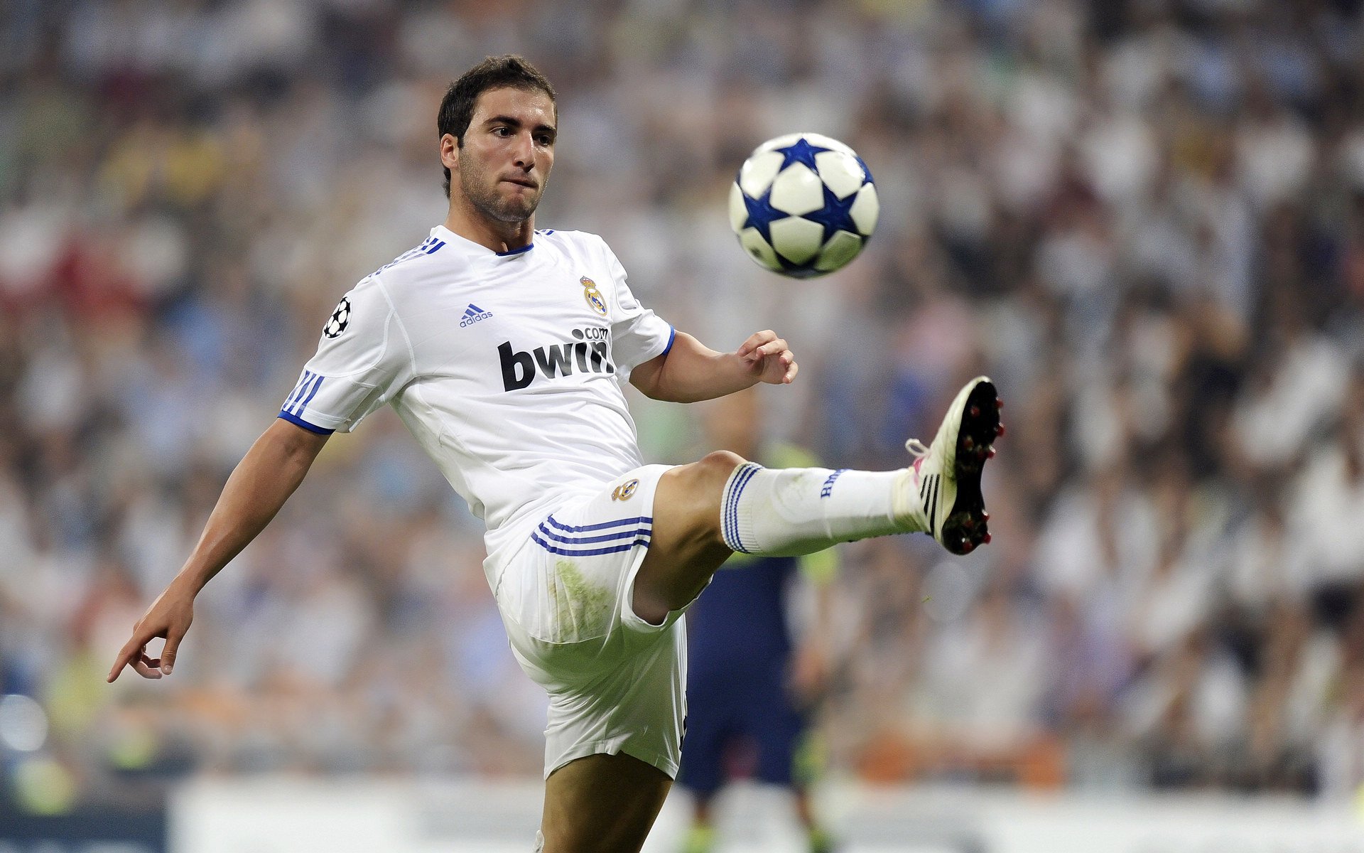 双城记，英超争冠焦点战与快船硬仗的胜利哲学