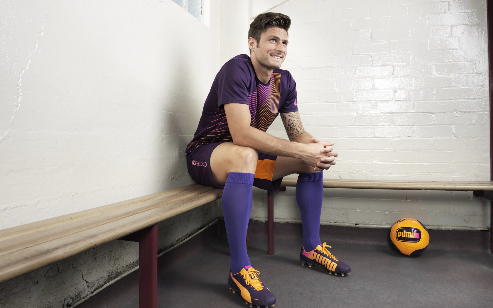 卢卡库王者归来独中四元,切尔西火力全开强势击溃塞维利亚